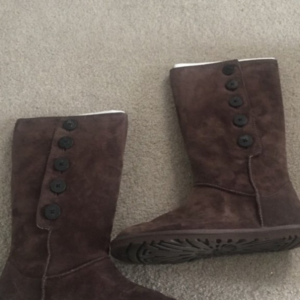 Ugg Lo Pro Button Boot